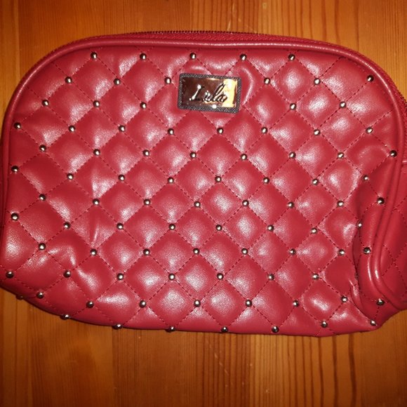 *Flash Sale half off lowerst price* Lula red vanity pouch - Picture 1 of 3